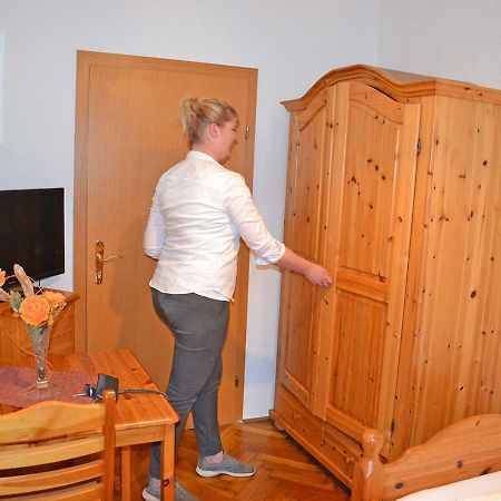Gasthof Zum Goldenen Pflug 암스테텐 외부 사진