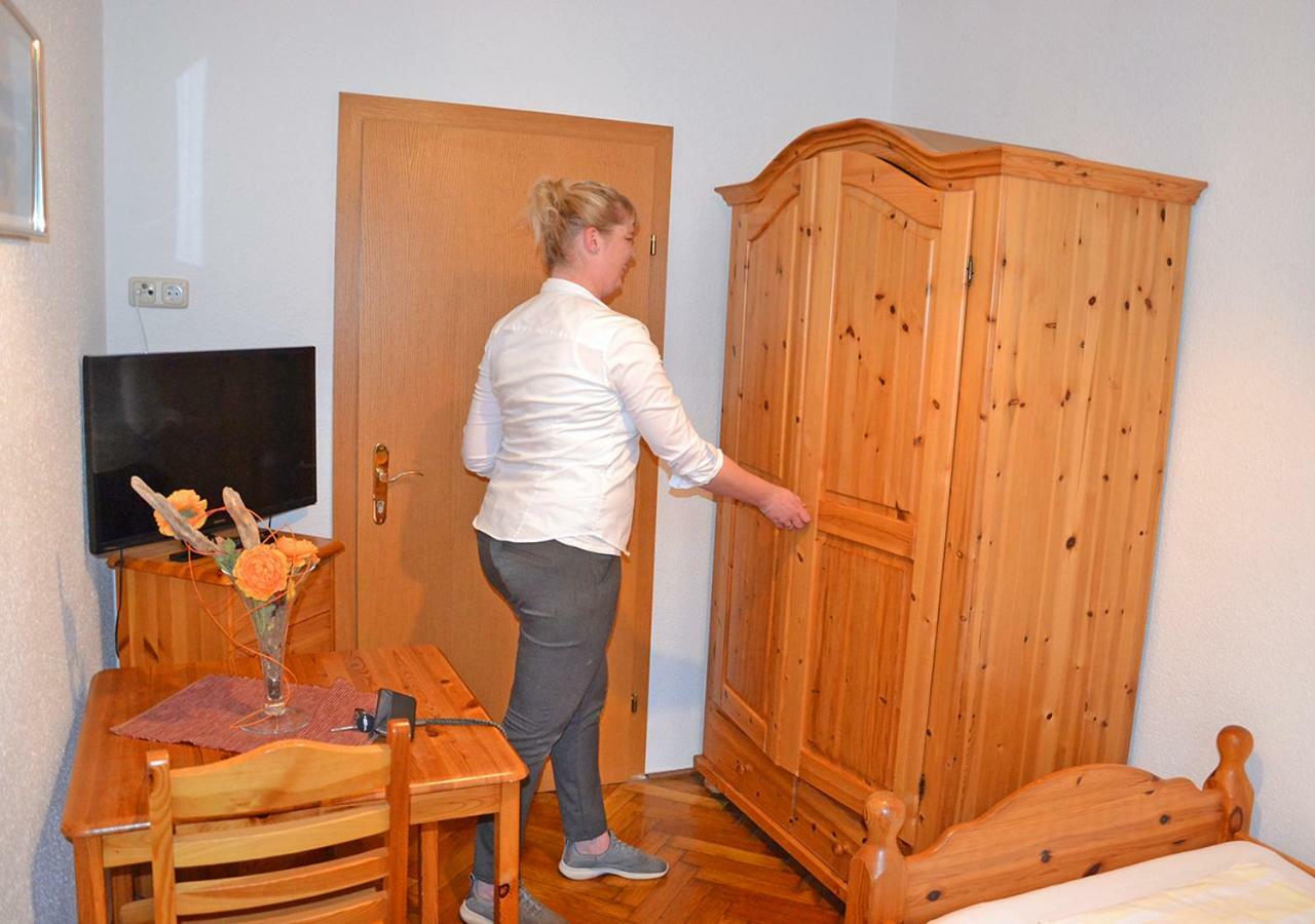 Gasthof Zum Goldenen Pflug 암스테텐 외부 사진