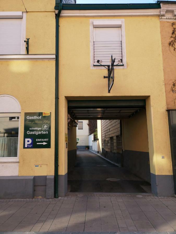 Gasthof Zum Goldenen Pflug 암스테텐 외부 사진